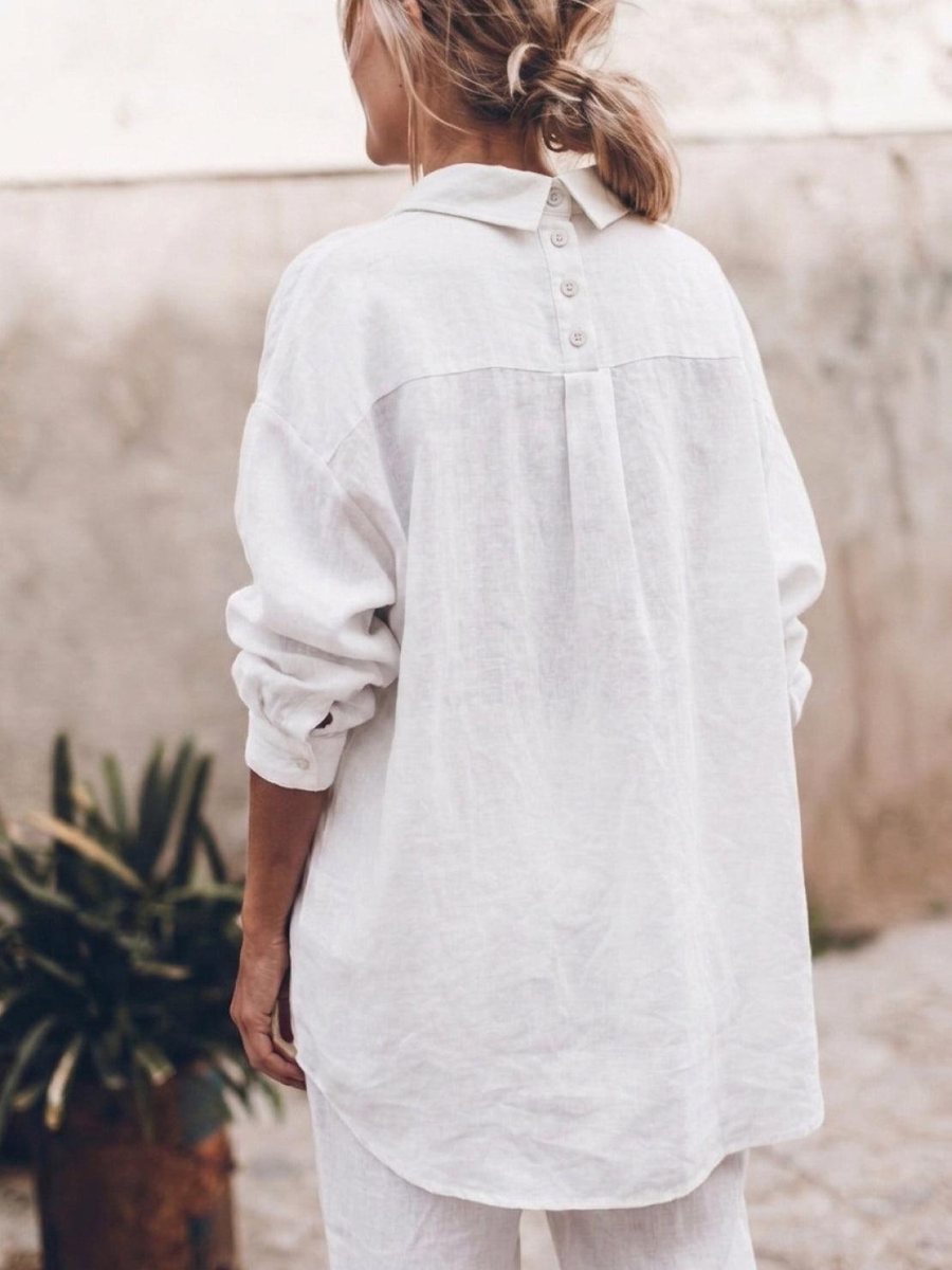Oversized cotton-linen shirt with dropped shoulders and the signature back pleat